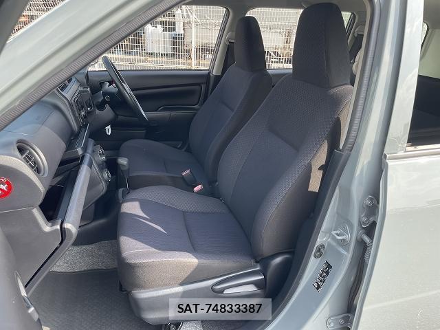 Toyota PROBOX 2014-09 7797582-1