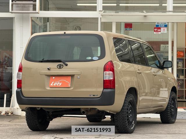 Toyota PROBOX 2018-01 7797969-8