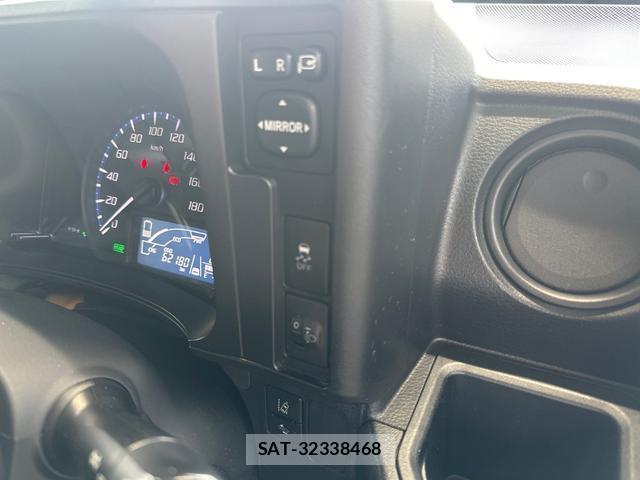 Toyota PROBOX 2022-02 7808993-8