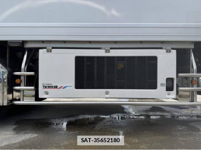 Hino PROFIA 2021 7802444-18