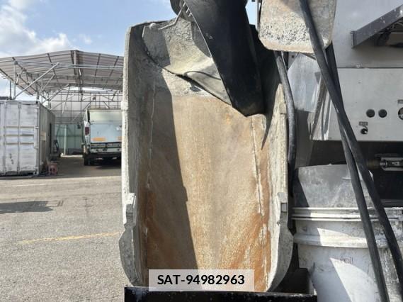 Hino PROFIA 2023 7808133-17