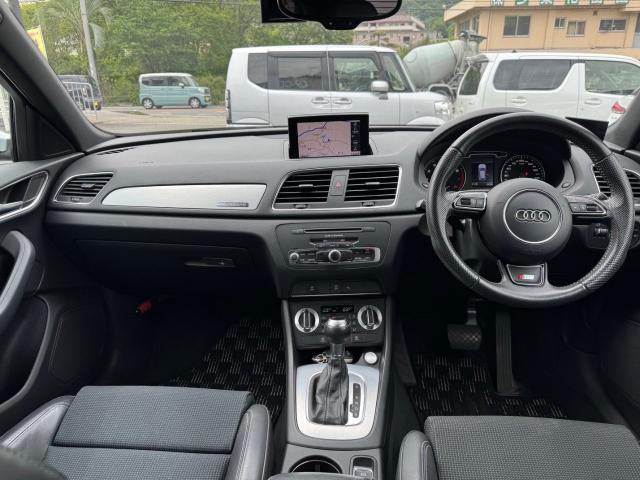 Audi Q3 2013-07 7794683-4