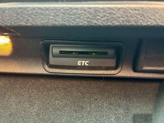 Audi Q3 2014-07 7797361-7