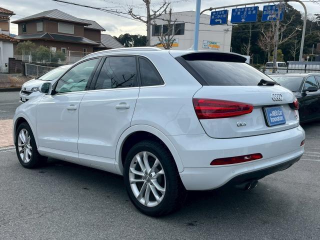 Audi Q3 2013-05 7800968-7