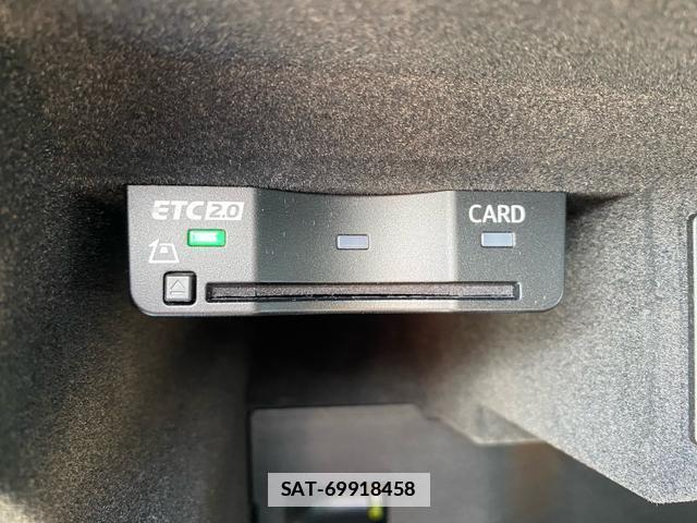 Audi Q3 2021-07 7806450-16