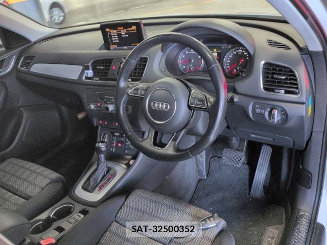 Audi Q3 2016-07 7810350-2