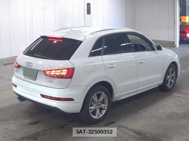 Audi Q3 2016-07 7810350-4