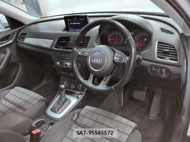 Audi Q3 2015-07 7810361-2