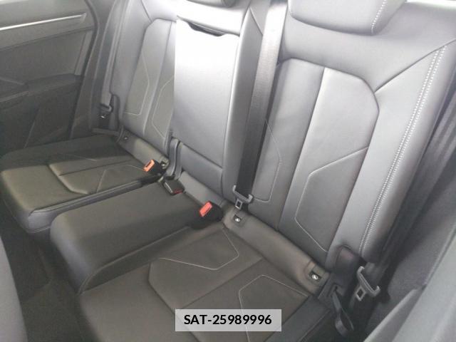 Audi Q3 2024-12 7811061-3