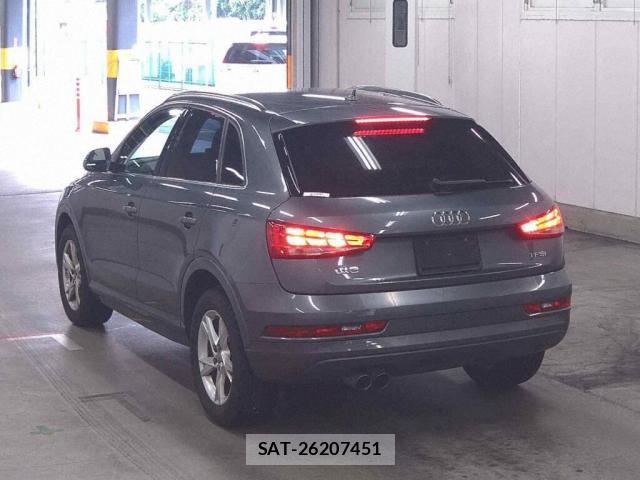 Audi Q3 2015-06 7811195-1