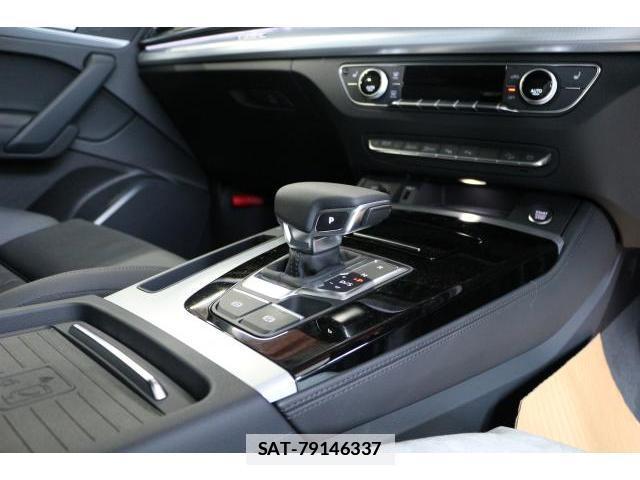 Audi Q5 2025-08 7799747-18