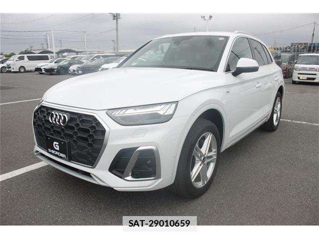 Audi Q5 2021-07 7809539-14