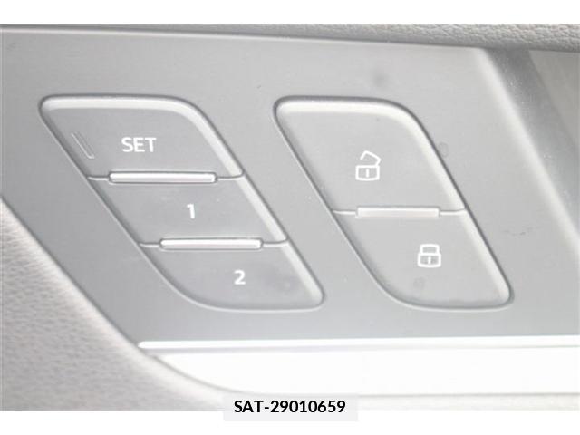 Audi Q5 2021-07 7809539-4