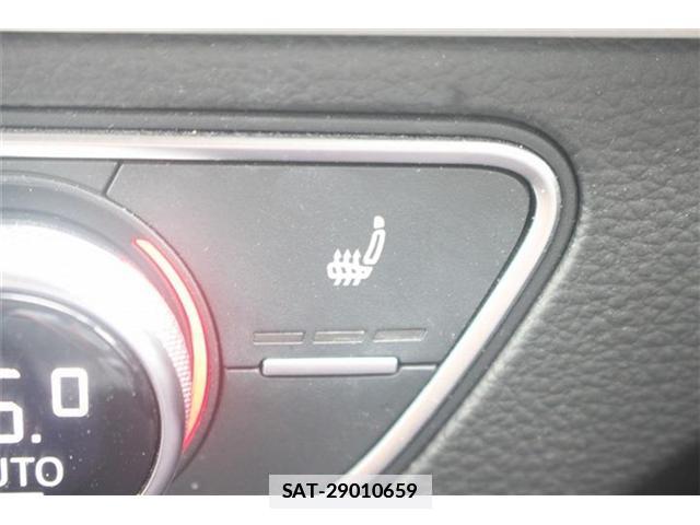 Audi Q5 2021-07 7809539-6
