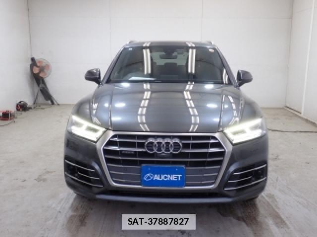 Audi Q5 2018-03 7810420-5
