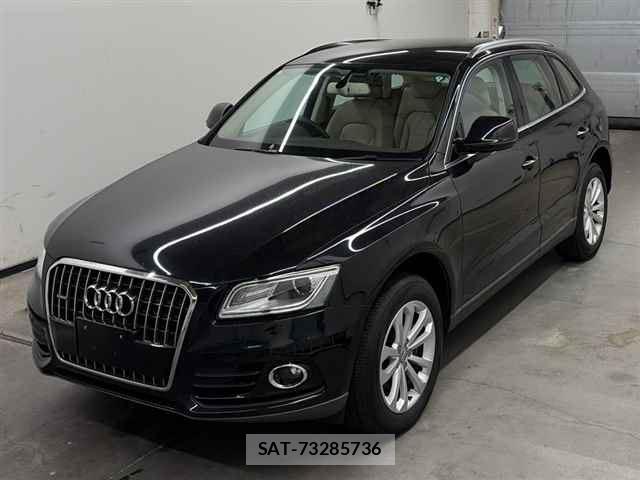 Audi Q5 2015-06 7810993-9