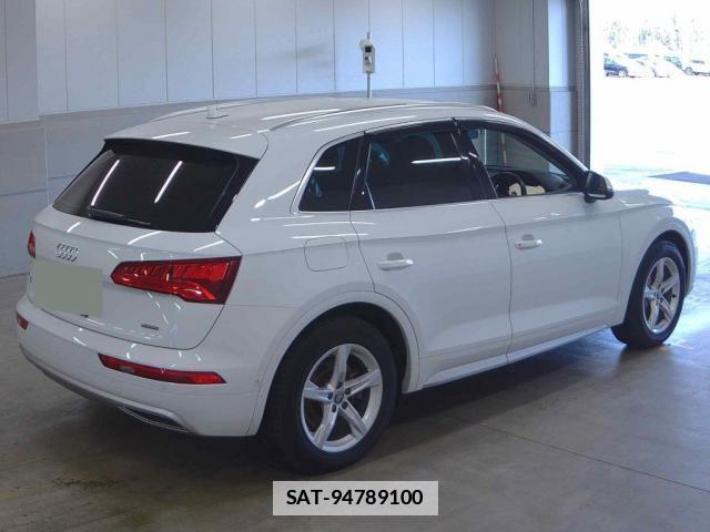 Audi Q5 2020-01 7810999-4