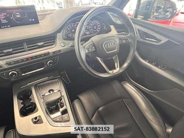 Audi Q7 2019-06 7796659-13