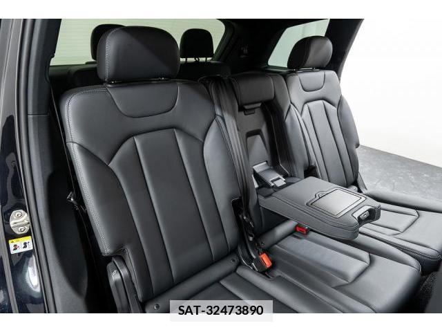 Audi Q7 2020-11 7807067-14