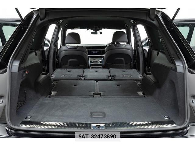 Audi Q7 2020-11 7807067-16