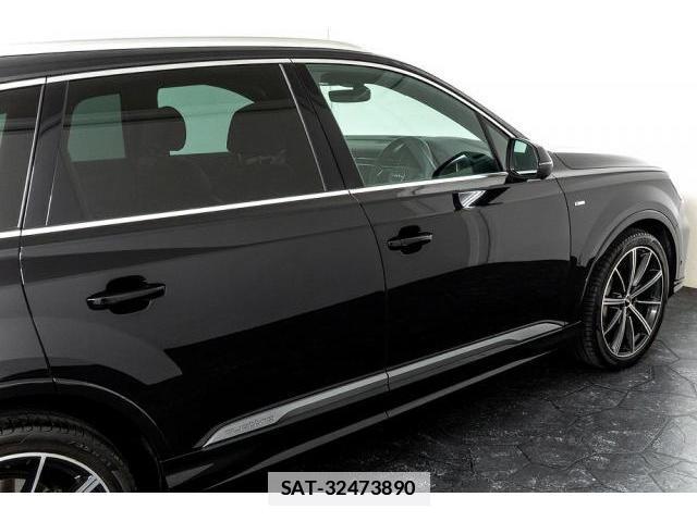 Audi Q7 2020-11 7807067-9