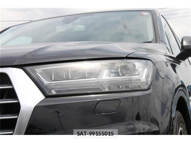 Audi Q7 2016-07 7809511-11