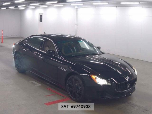 Maserati QUATTROPORTE 2013-11 7810418-3