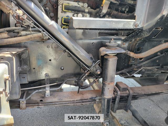UD Trucks QUON 2008-05 7796701-11