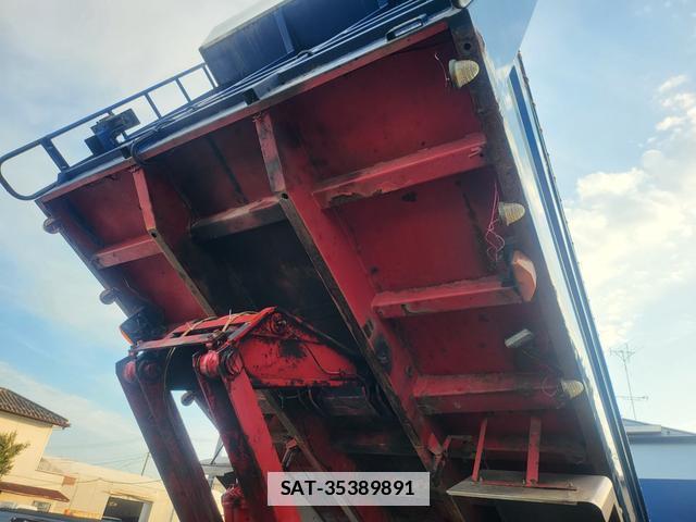 UD Trucks QUON 2013-03 7798009-14