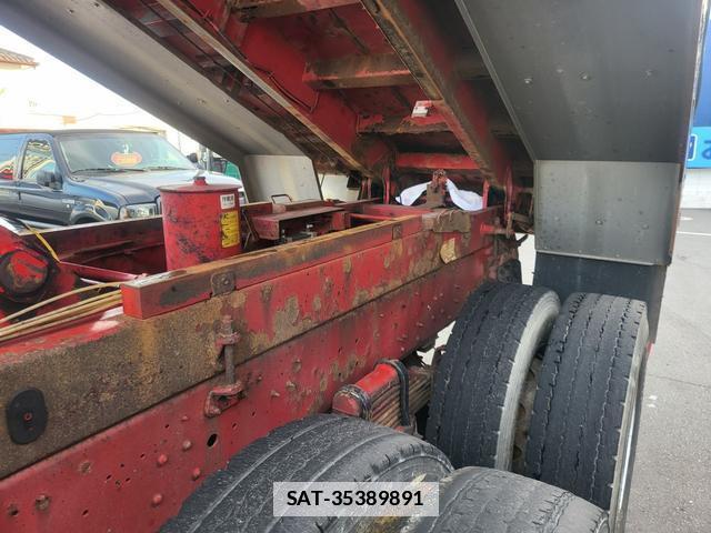 UD Trucks QUON 2013-03 7798009-15
