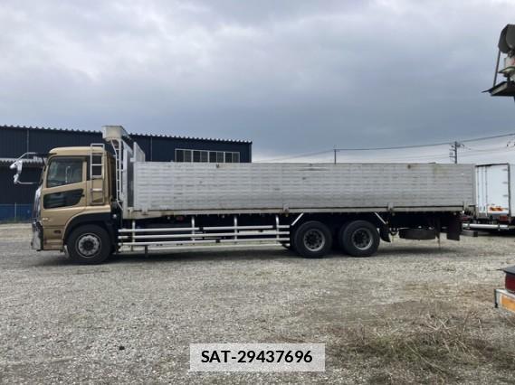 UD Trucks QUON 2018 7808128-11