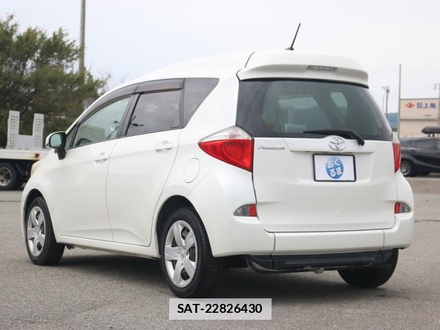 Toyota RACTIS 2011-03 7796368-14