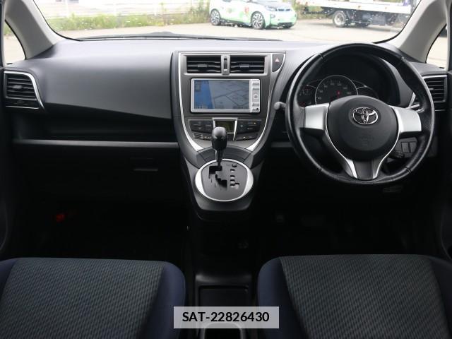 Toyota RACTIS 2011-03 7796368-2