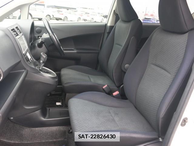 Toyota RACTIS 2011-03 7796368-5