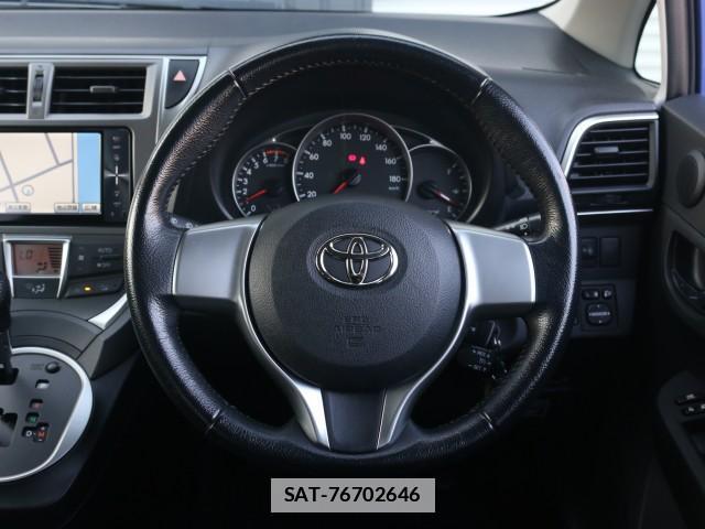 Toyota RACTIS 2010-11 7796375-17