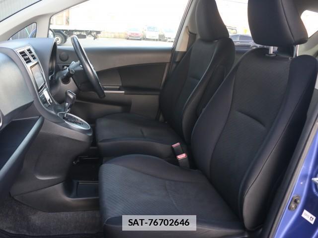 Toyota RACTIS 2010-11 7796375-5