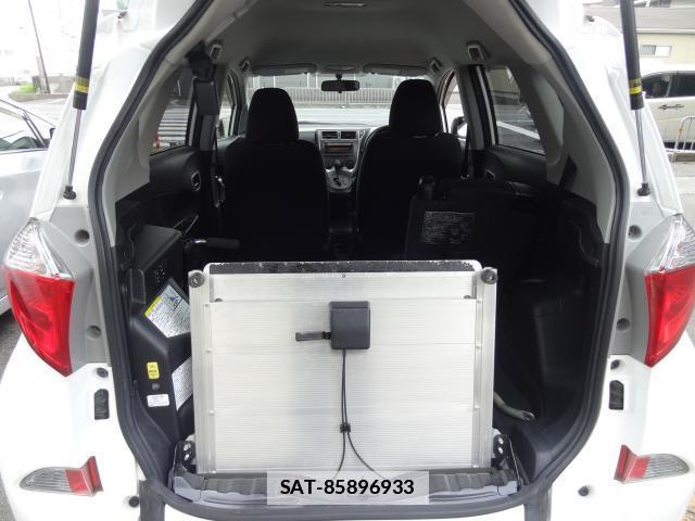Toyota RACTIS 2012-12 7805263-5