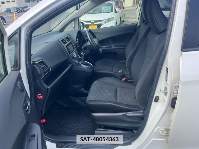 Toyota RACTIS 2012-08 7805864-12