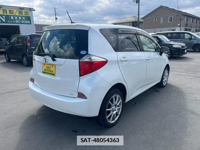 Toyota RACTIS 2012-08 7805864-4