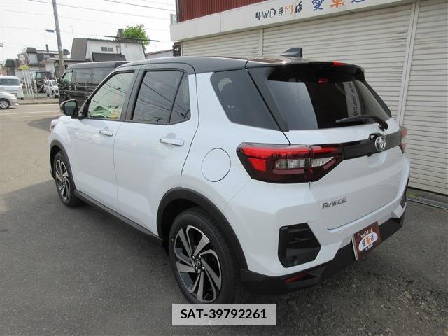 Toyota RAIZE 2026-05 7804215-4