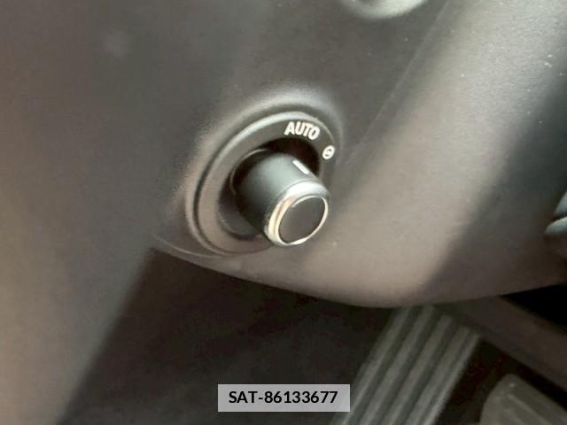 Land Rover RANGE ROVER EVOQUE 2023-04 7793781-18