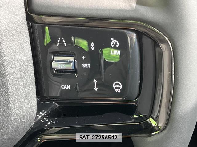 Land Rover RANGE ROVER EVOQUE 2024-06 7798986-4