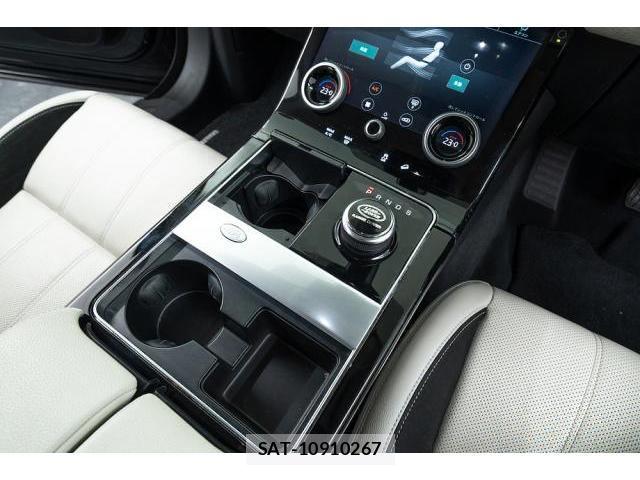 Land Rover RANGE ROVER VELAR 2018-04 7807055-18