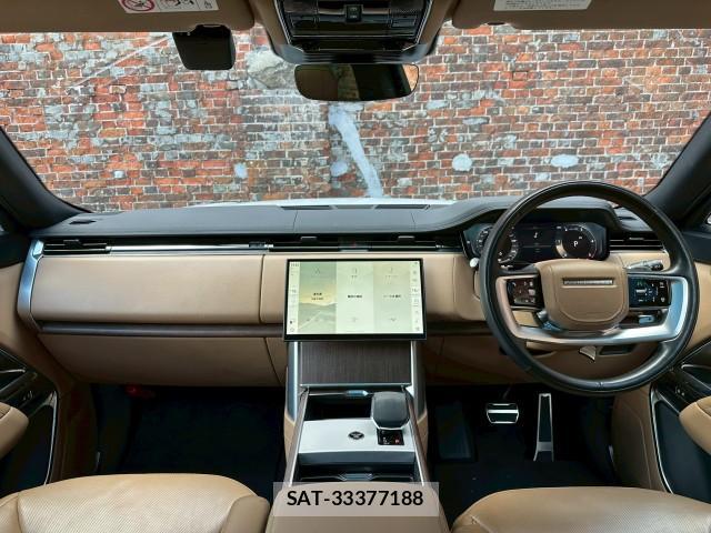Land Rover RANGE ROVER 2024-04 7793782-2