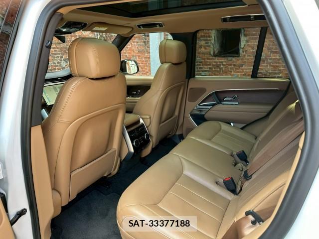 Land Rover RANGE ROVER 2024-04 7793782-6