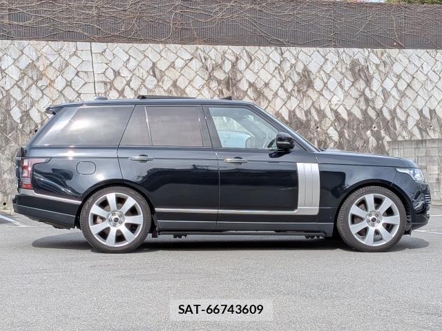 Land Rover RANGE ROVER 2018-05 7795333-4