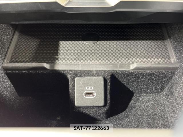 Land Rover RANGE ROVER 2025-05 7798991-11