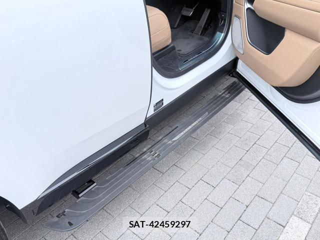 Land Rover RANGE ROVER 2025-09 7799068-4