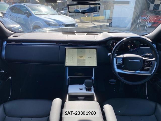 Land Rover RANGE ROVER 2025-09 7806441-1