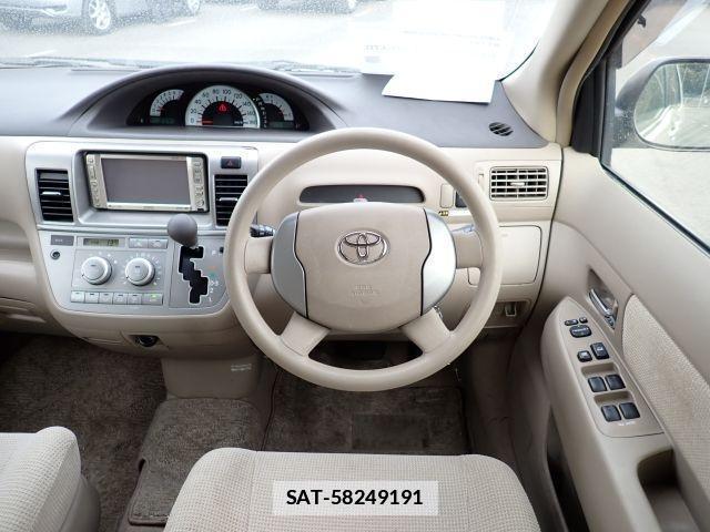 Toyota RAUM 2005-03 7799983-2